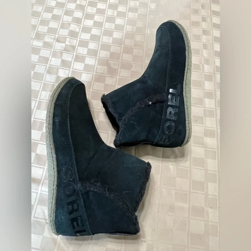 SOREL Womens Nakiska Black Snow Boots Size 12 Suede Shearling Sheepskin Bootie - Picture 1 of 7